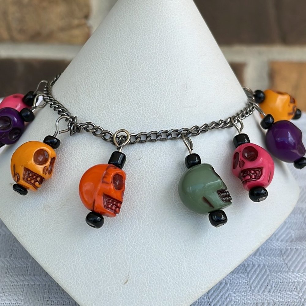 Handmade Skull Charm Bracelet - Picture 2 of 4